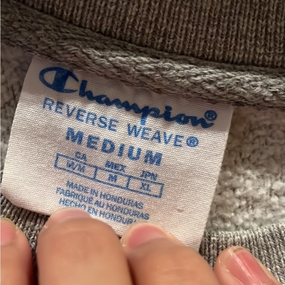 Champion Vintage Reverse Weave Grey Crewneck Men’s Medium $40 - Picture 2 of 2